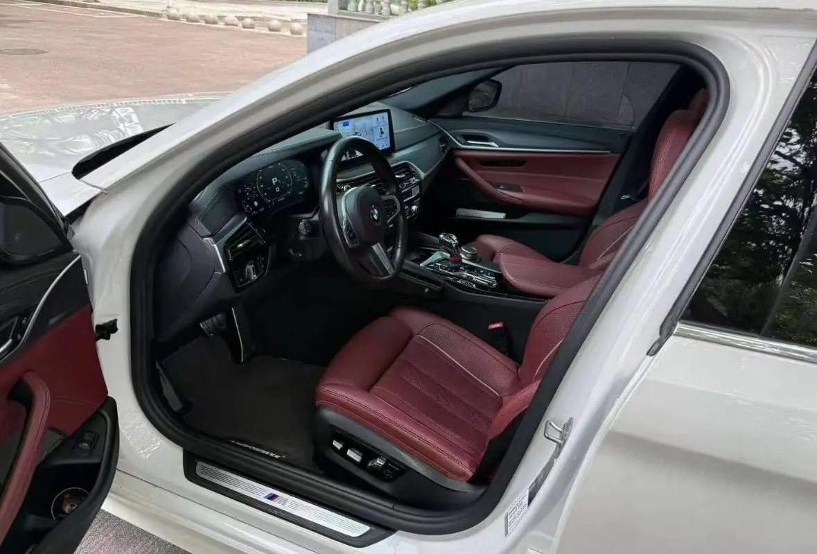 BMW 5 Series 2021 530Li 2.0T Premium Luxury Suit Automatic Gear 4