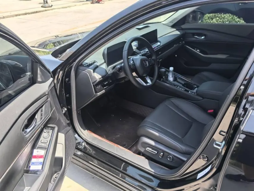 Honda 2026 11th Generation Accord 1.5T Stepless 260TURBO Sports Series Premium Edition Automatic Gear 2
