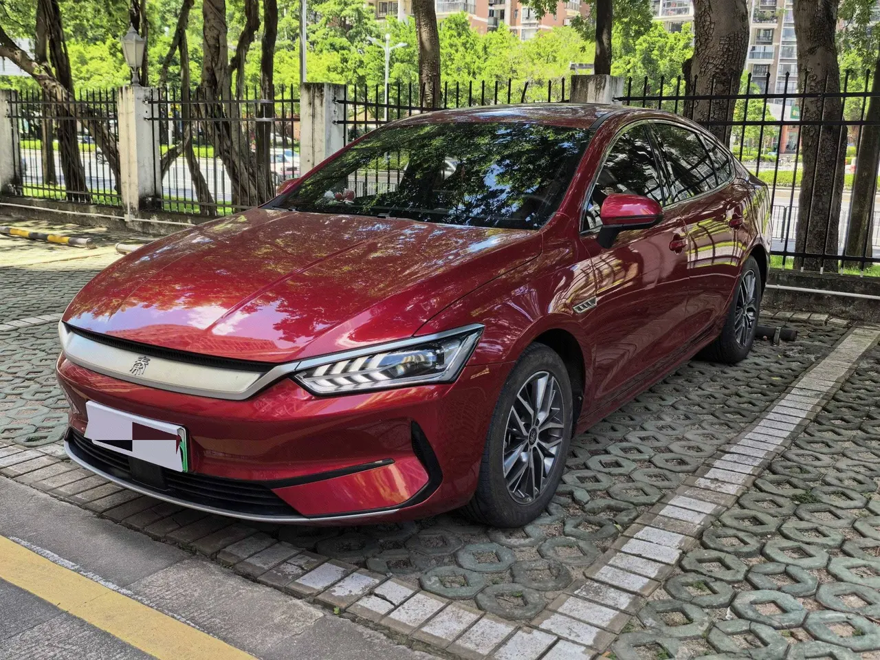 Open image lightbox: BYD 2021 Qin PLUS EV 500KM Luxury Automatic Gear