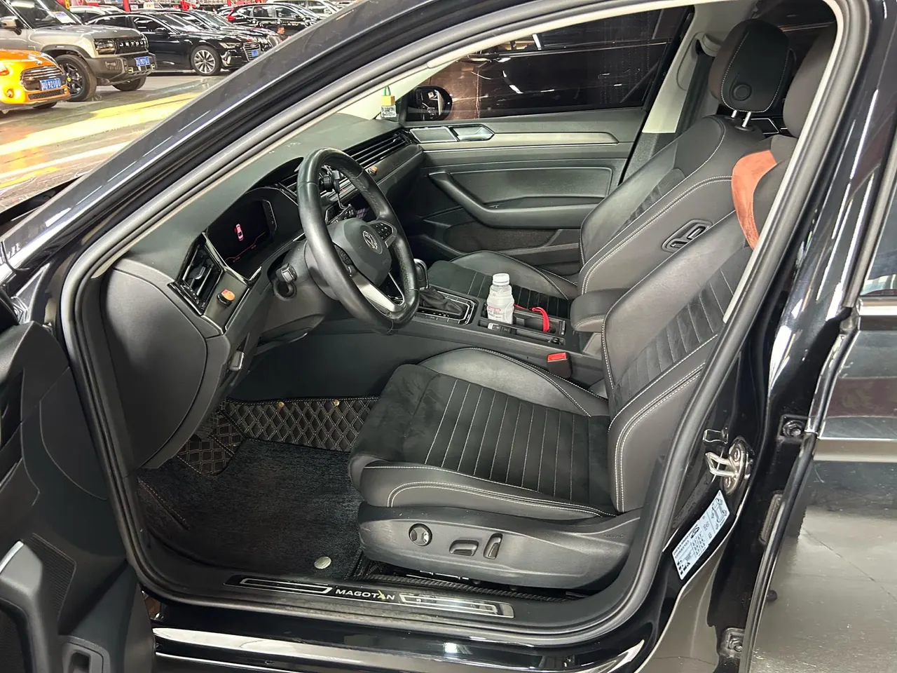 Volkswagen 2020 Magotan 2.0TSI 380TSI Luxury Automatic 3