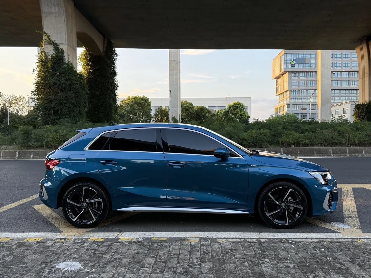 Audi 2021 A3 Limousine 1.4TFSI 35TFSI Fashion Sports Automatic 4