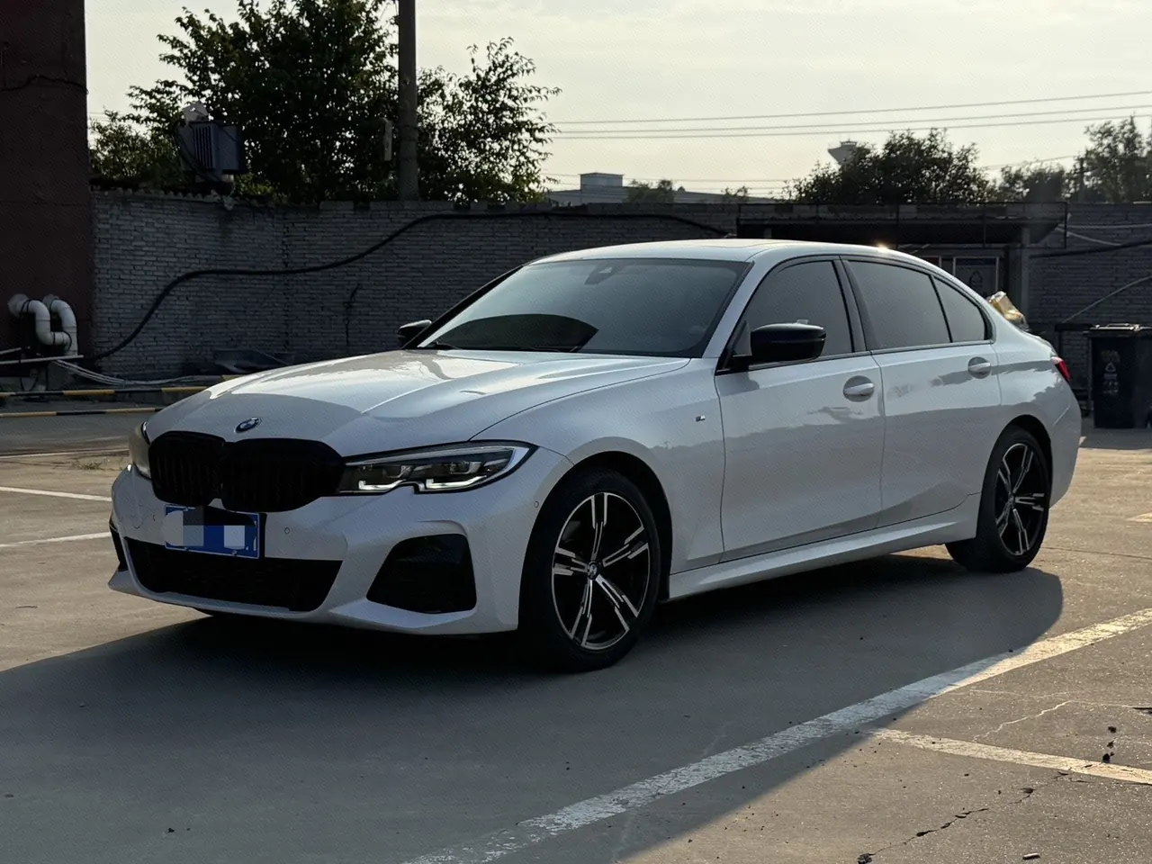 Open image lightbox: BMW 3 Series 2021 325Li 2.0T M Sports Obsidian Night Kit (Changed) Automatic Gear