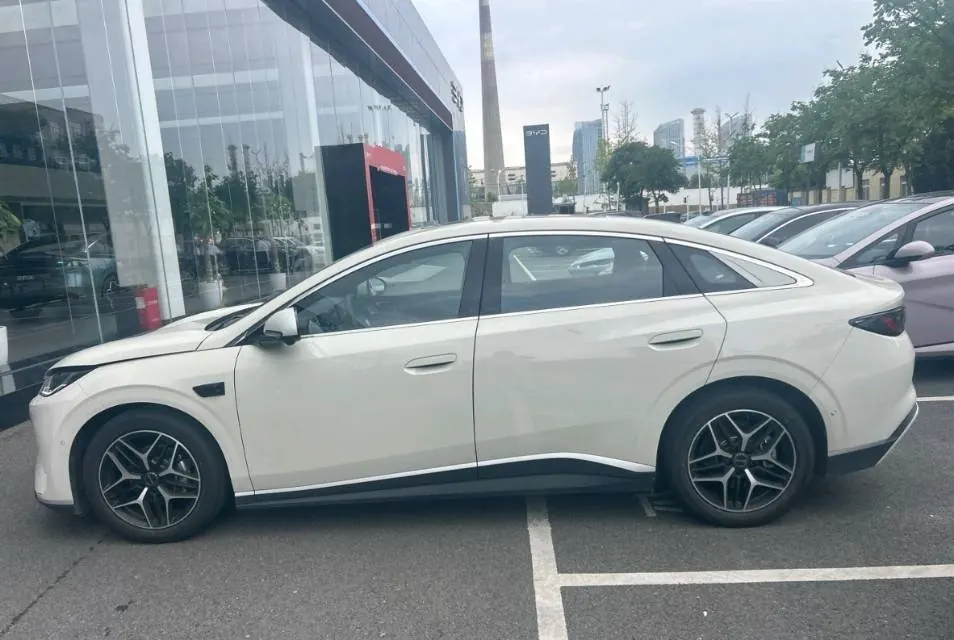 BYD 2025 Seal 06 EV 545KM Flagship Automatic Gear 4