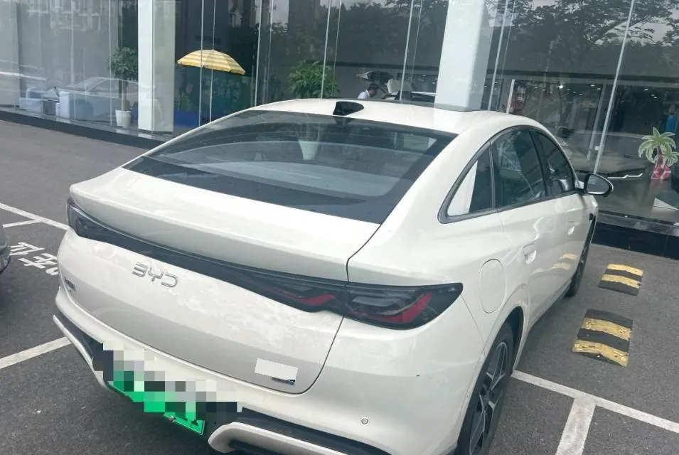 BYD 2025 Seal 06 EV 545KM Flagship Automatic Gear 5