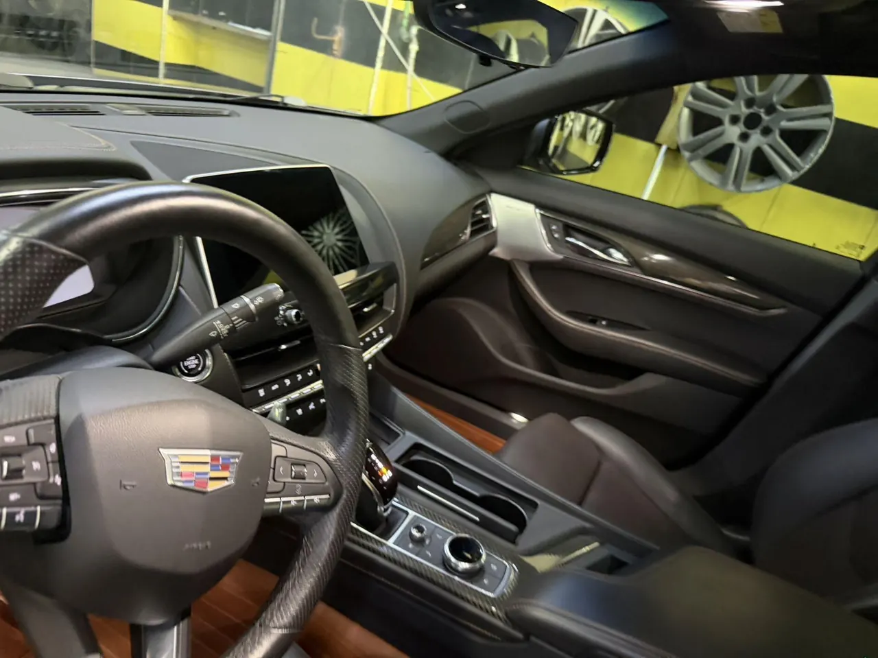 Cadillac 2021 CT5 2.0T 28T Platinum Automatic Gear 6