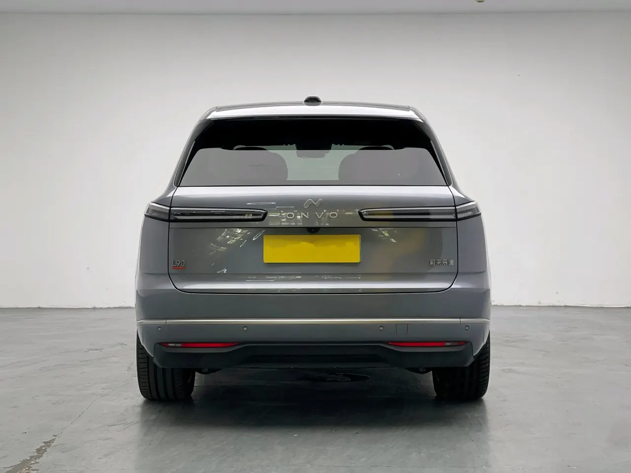 ONVO 2025 L90 Ultra Six‑Seater Automatic 5