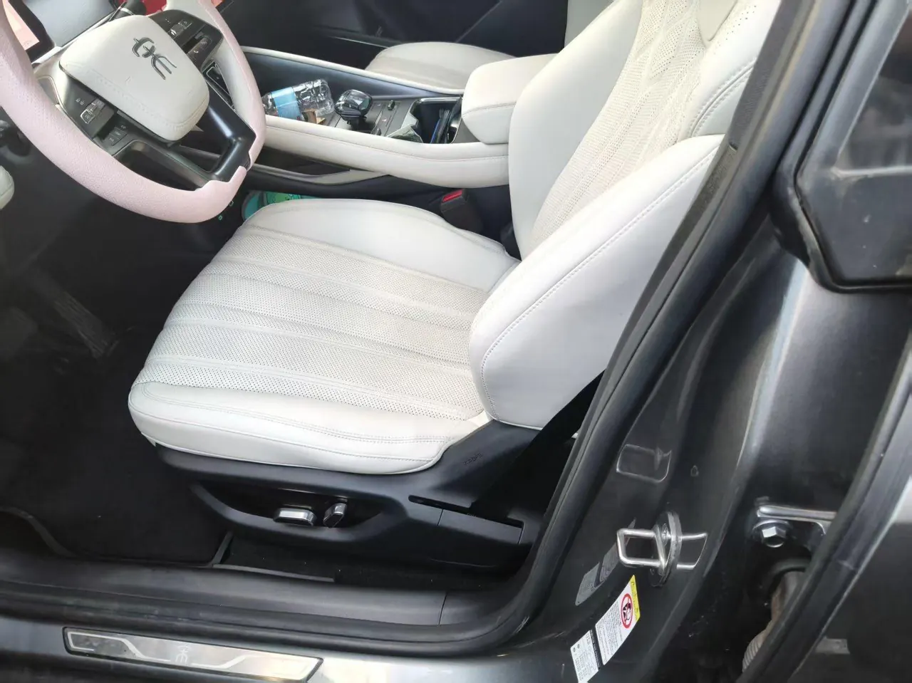BYD 2024 Song L EV 550km Exceed automatic gear 6