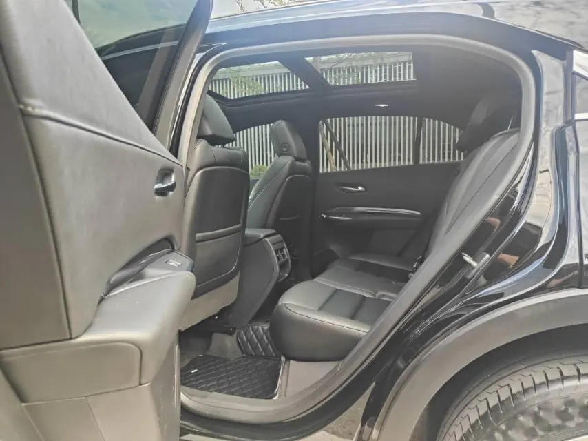 Cadillac 2020 XT4 2.0T 28T Two-Drive Technical Automatic Gear 7