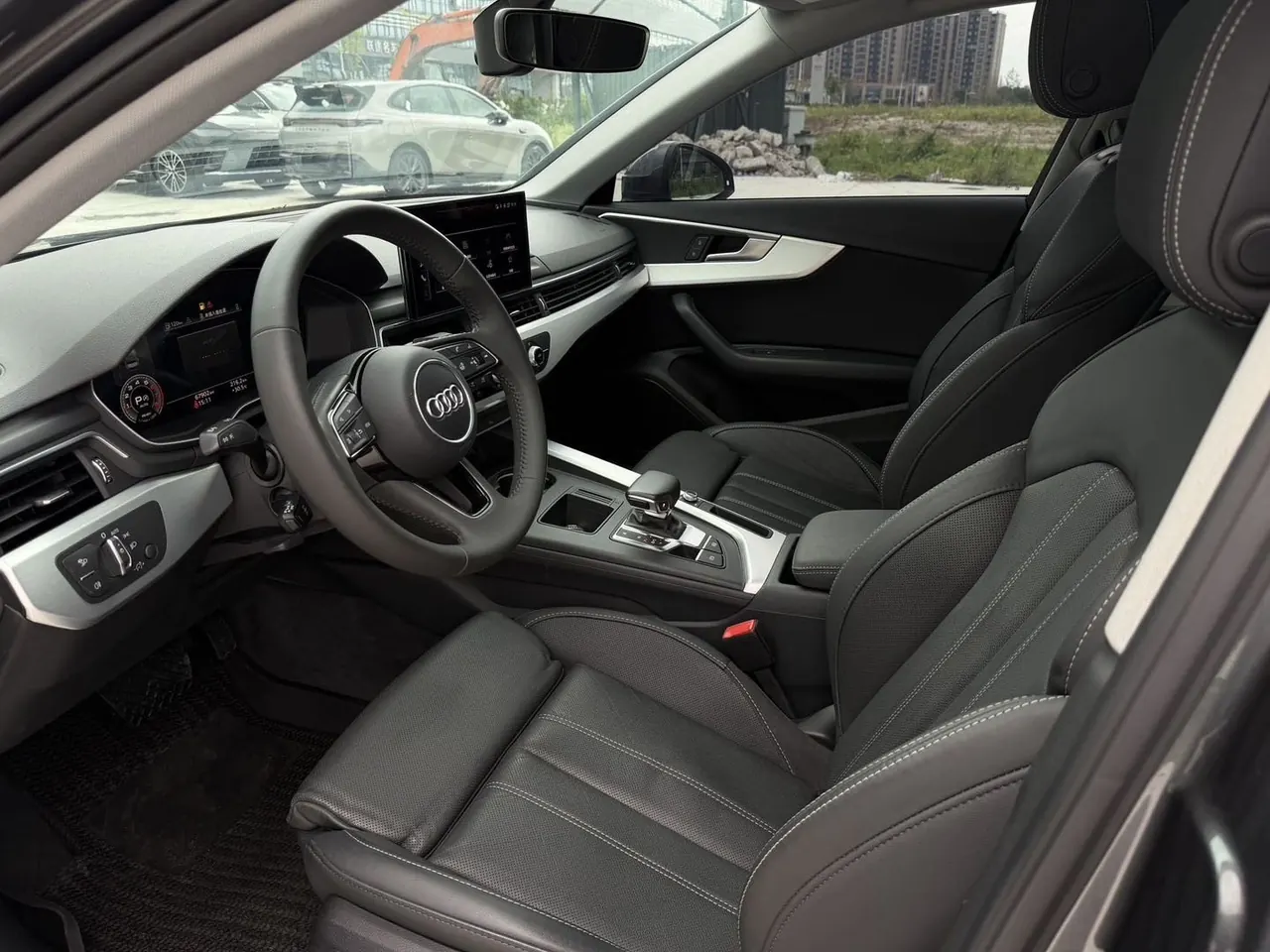 Audi 2020 A4L 2.0TFSI 40TFSI Deluxe Dynamic Automatic 4
