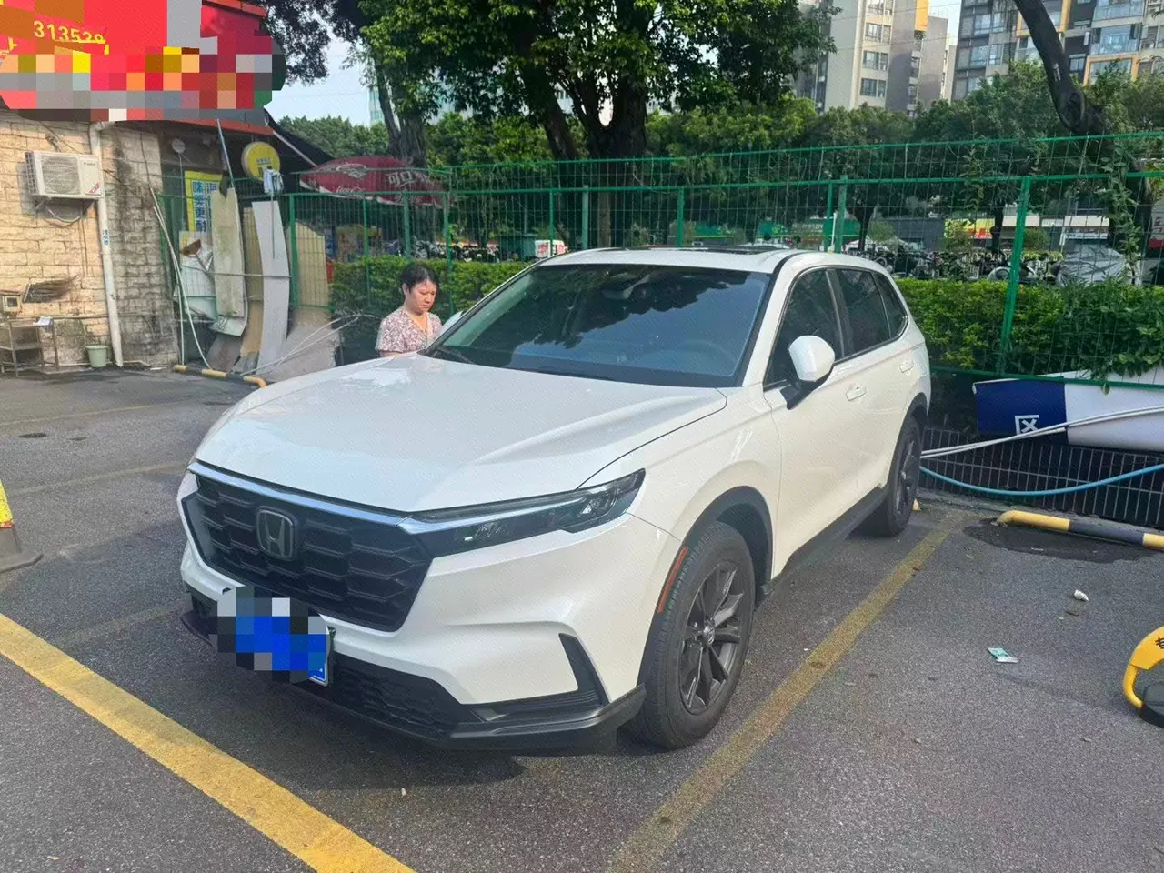 打开图片灯箱:Honda 2026 CR-V 1.5T Stepless 240TURBO Global 30 Years Glory Two-Drive Front is still 5-seat Automatic Gear