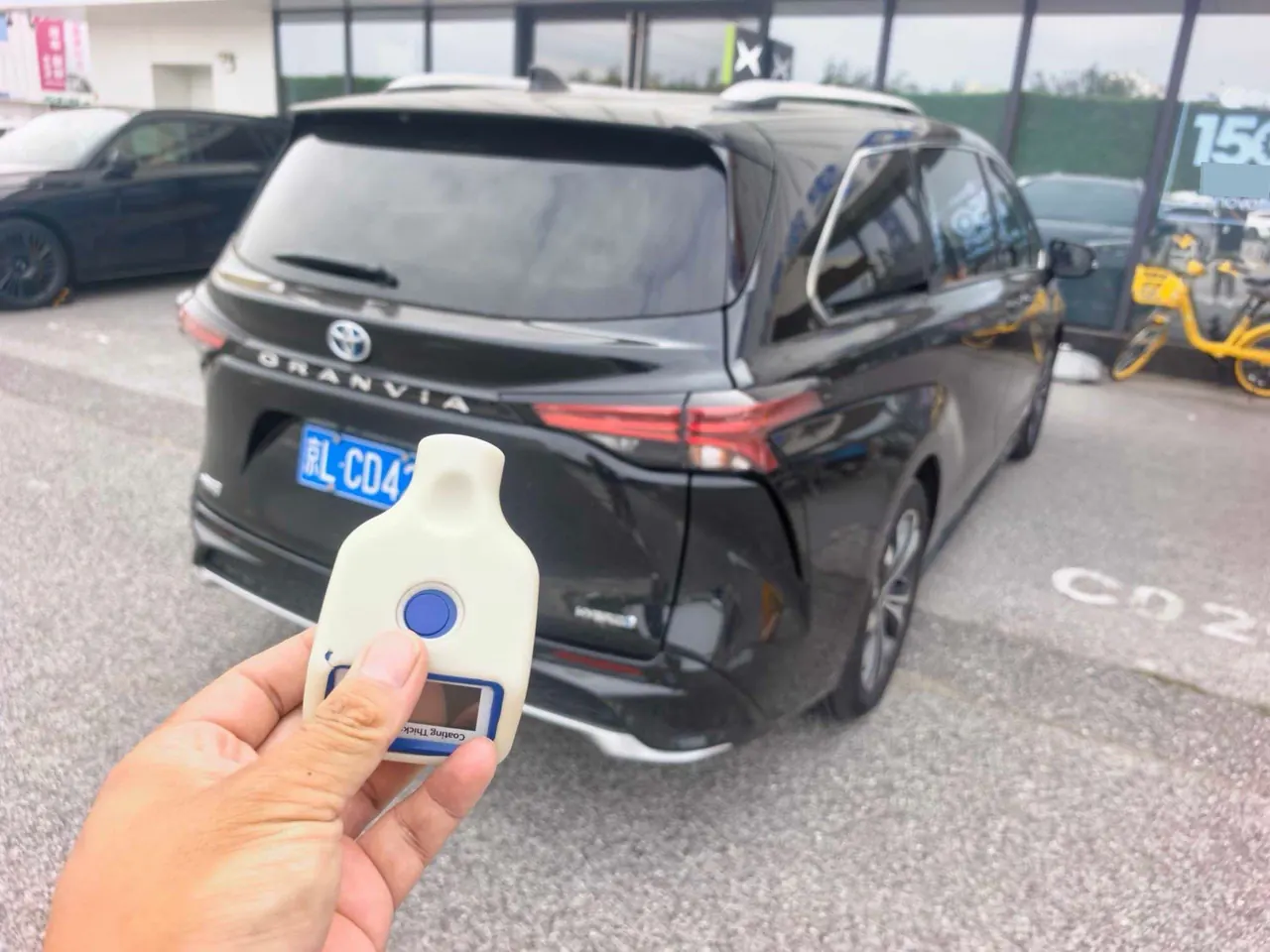Toyota 2022 Grevia HYBRID 2.5 Stepless Premium Edition Automatic Gear 6