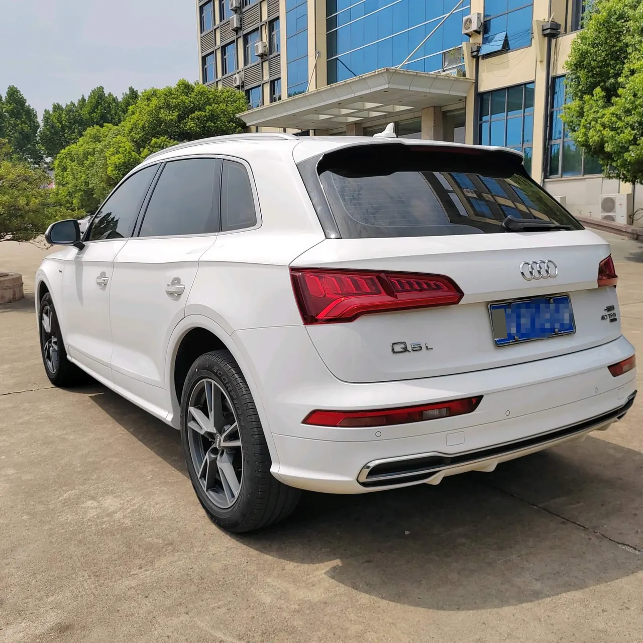 Audi 2020 Q5L 2.0TFSI 40TFSI Rongxiang Fashion Automatic 8