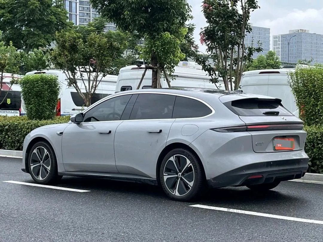 NIO 2024 ET5T 75kWh Touring automatic 7
