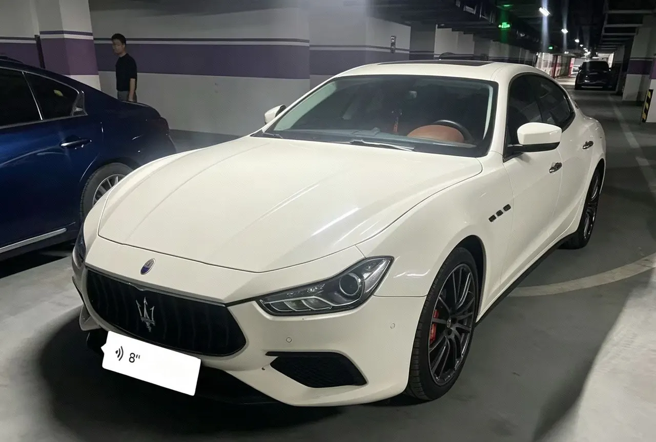 打开图片灯箱:Maserati Ghibli (Imported) 2021 Ghibli 3.0T Deluxe Edition Automatic Gear