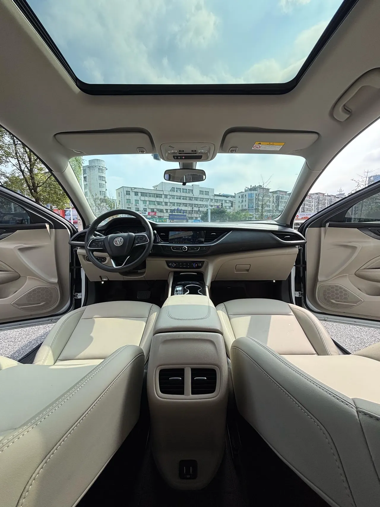 Buick 2020 Regal 1.5T 552T Elite Automatic Gear 6