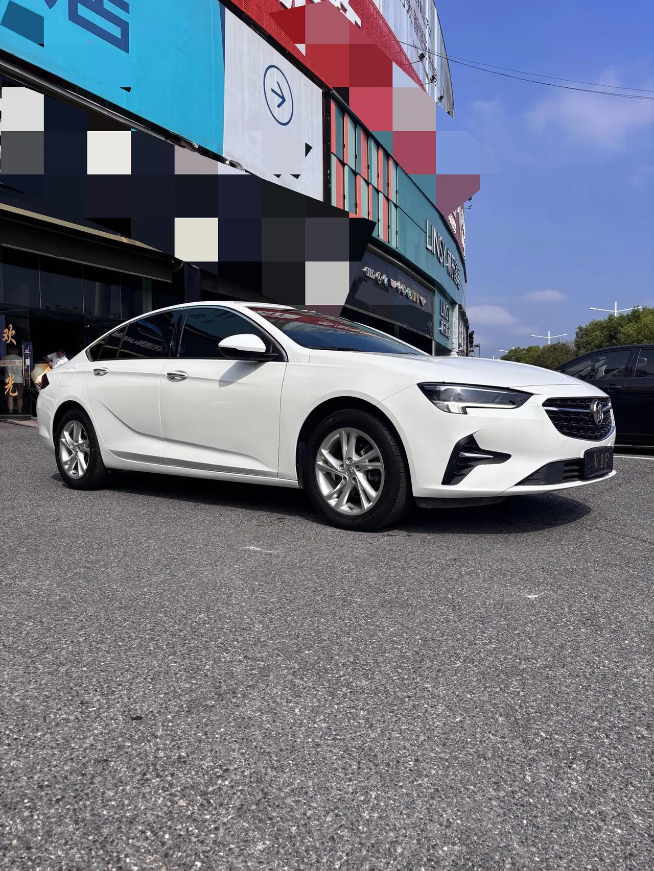 Buick 2020 Regal 1.5T 552T Elite Automatic Gear 9
