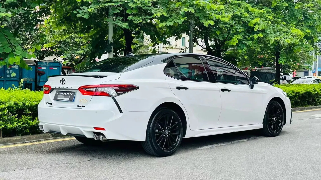 Toyota 2022 Camry 2.5S Knight Edition Automatic 5