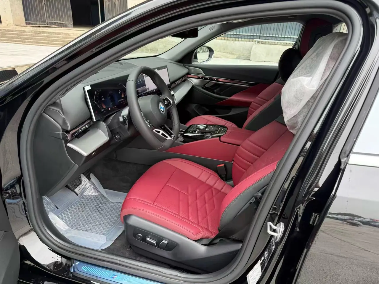 BMW 5 Series 2026 530Li 48V 2.0T Leading M Sports Suit (Modified) Automatic Gear 4