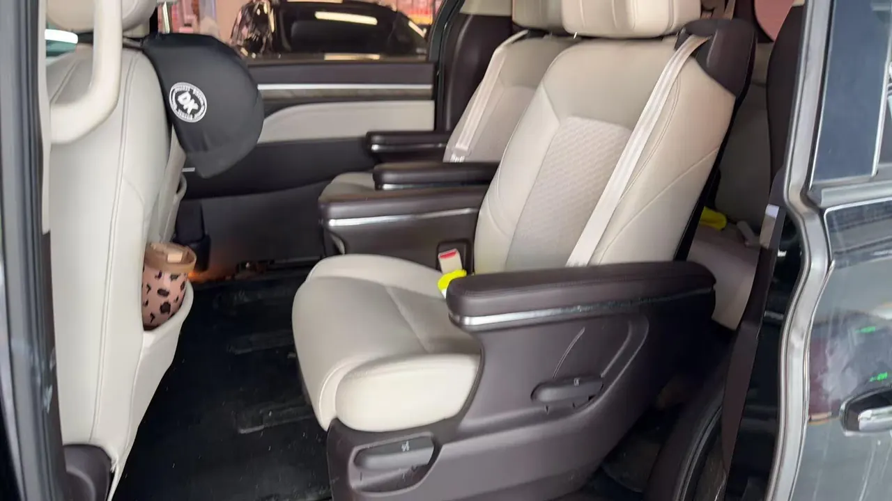 Chuanqi 2021 M8 2.0T 390T Lingxiu Series Deluxe Edition Automatic Gear 4