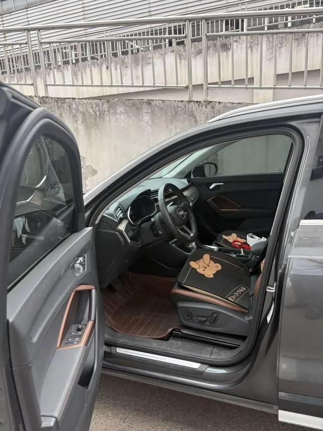Audi 2022 Q3 1.4TFSI 35TFSI Fashion Elegant Automatic Gear 6