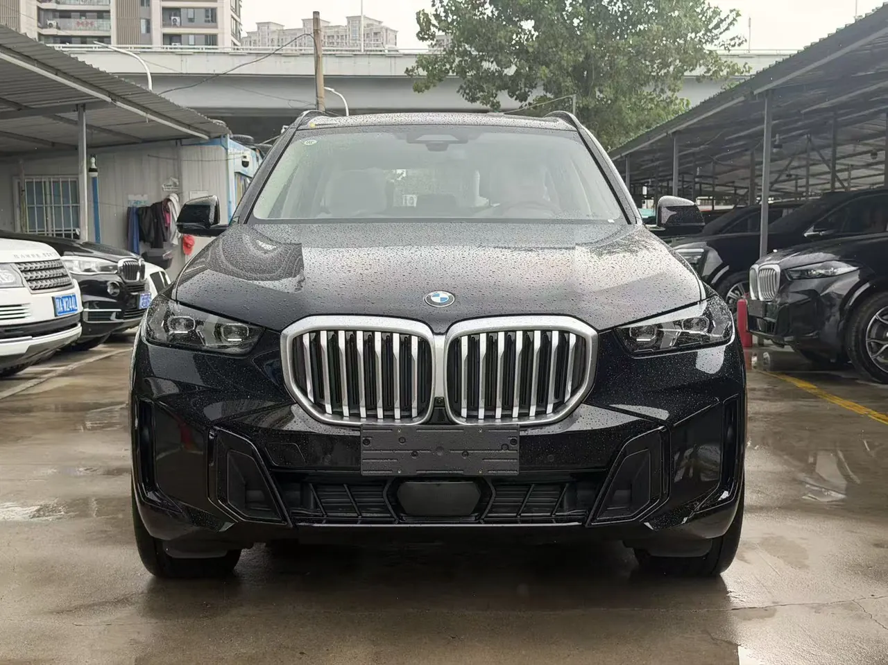 BMW 2026 X5 xDrive30Li 48V 2.0T exclusive m sports obsidian night suit automatic gear 2