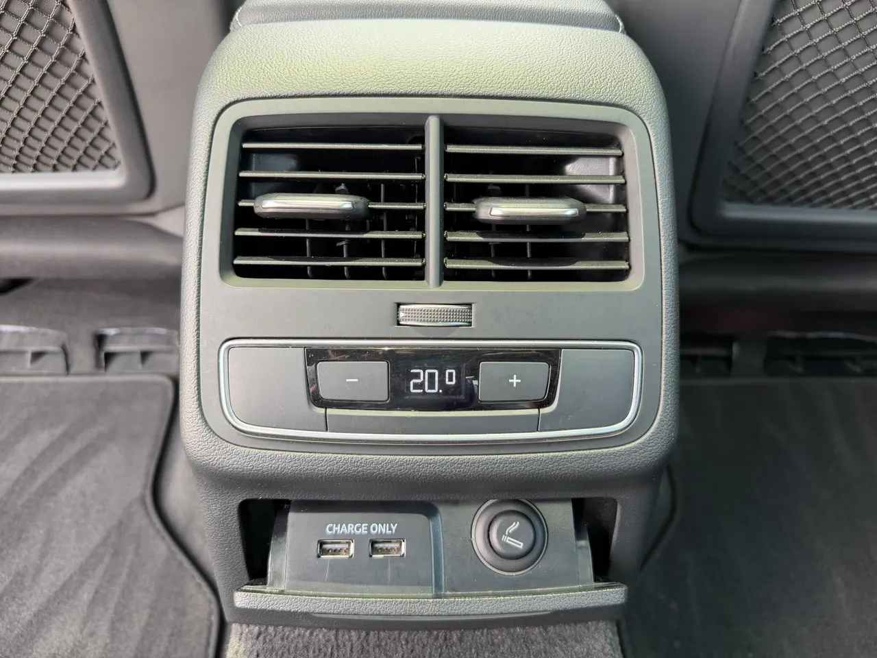 Audi 2020 A4L 2.0TFSI 40TFSI Deluxe Dynamic Automatic 14