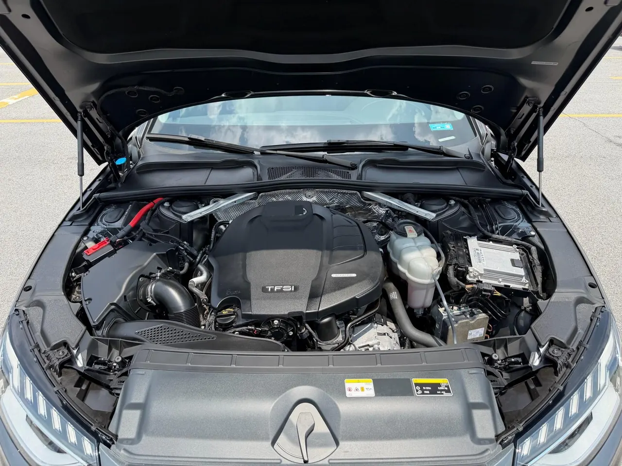 Audi 2020 A4L 2.0TFSI 40TFSI Deluxe Dynamic Automatic 18
