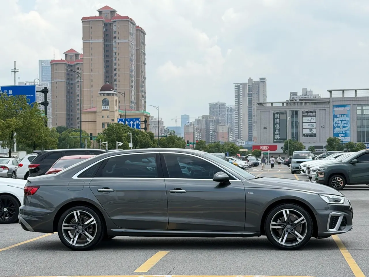 Audi 2020 A4L 2.0TFSI 40TFSI Deluxe Dynamic Automatic 6