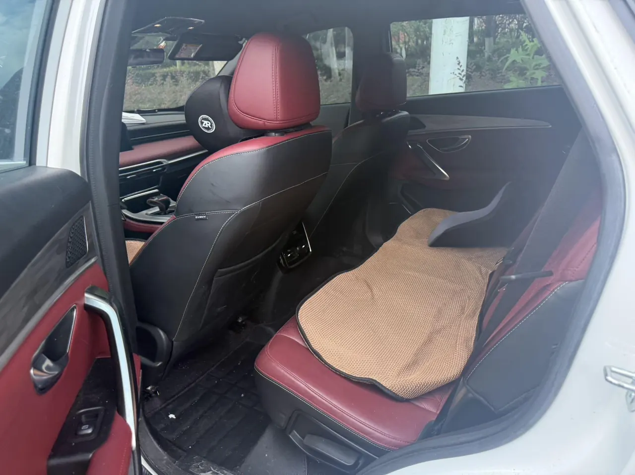 Jetour 2023 X70 PLUS 1.5T Brave PLUS5 Automatic Gear 5