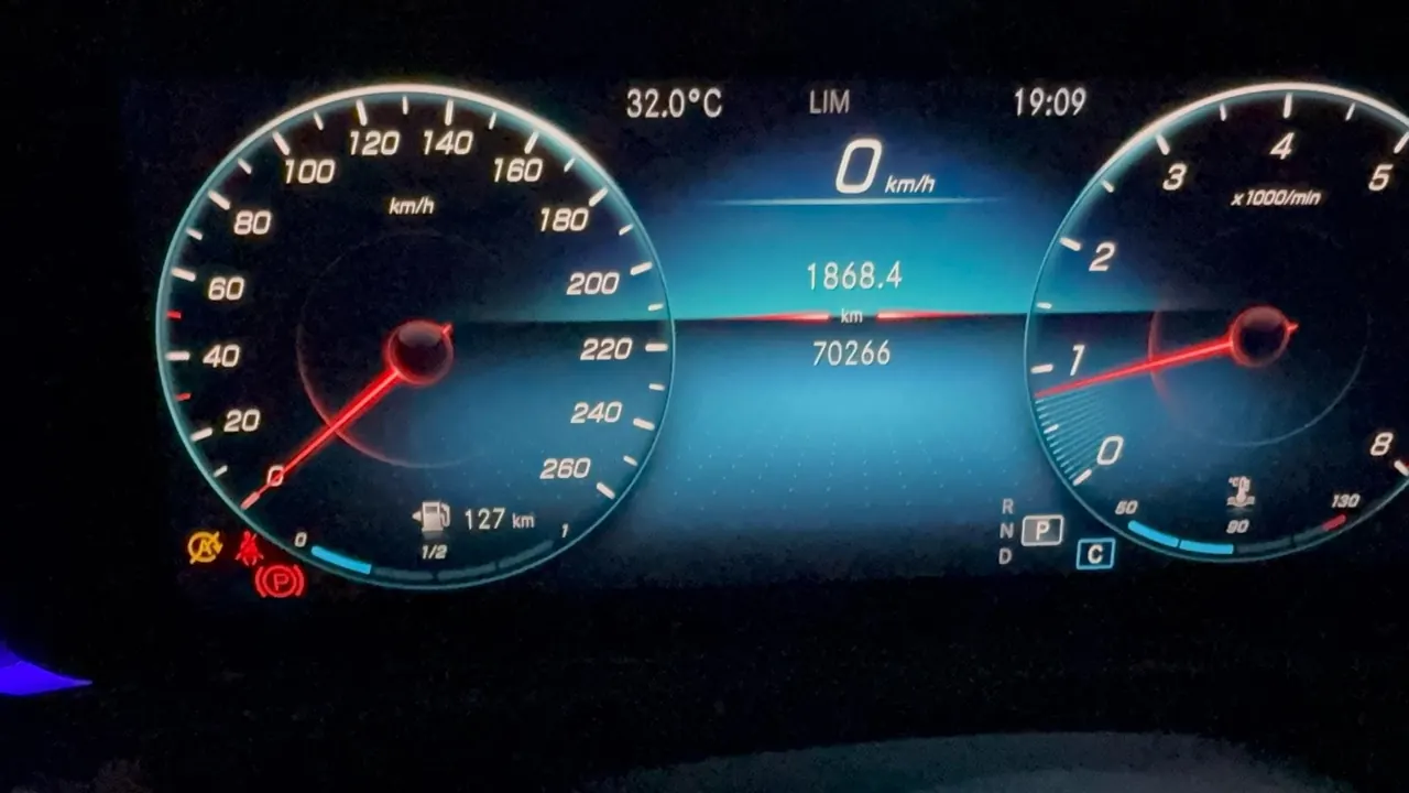 Mercedes Benz Class A 2020 A 200 L 1.3T Fashion (Modified) Automatic Gear 10