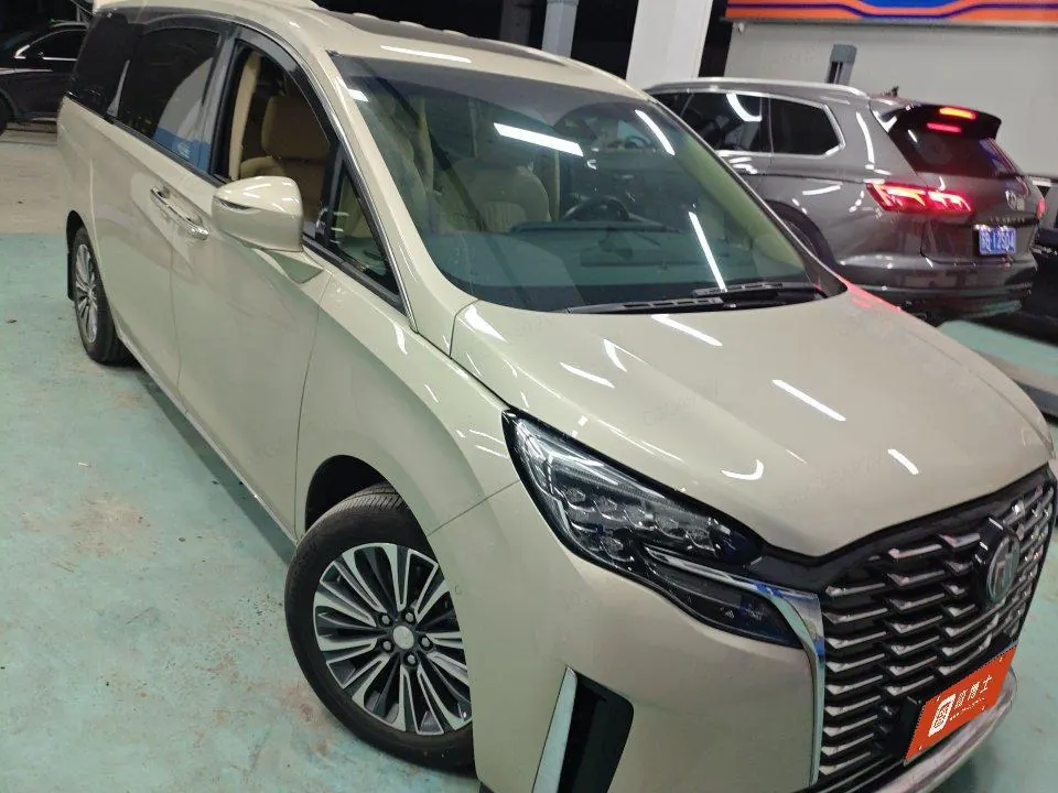 Buick 2023 GL8 ES Lu Zun 48V 2.0T 653T Luxury Automatic Gear 2
