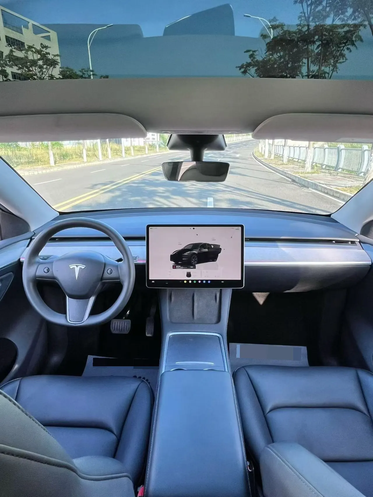 Tesla 2023 Model Y rear-wheel drive version automatic transmission 2
