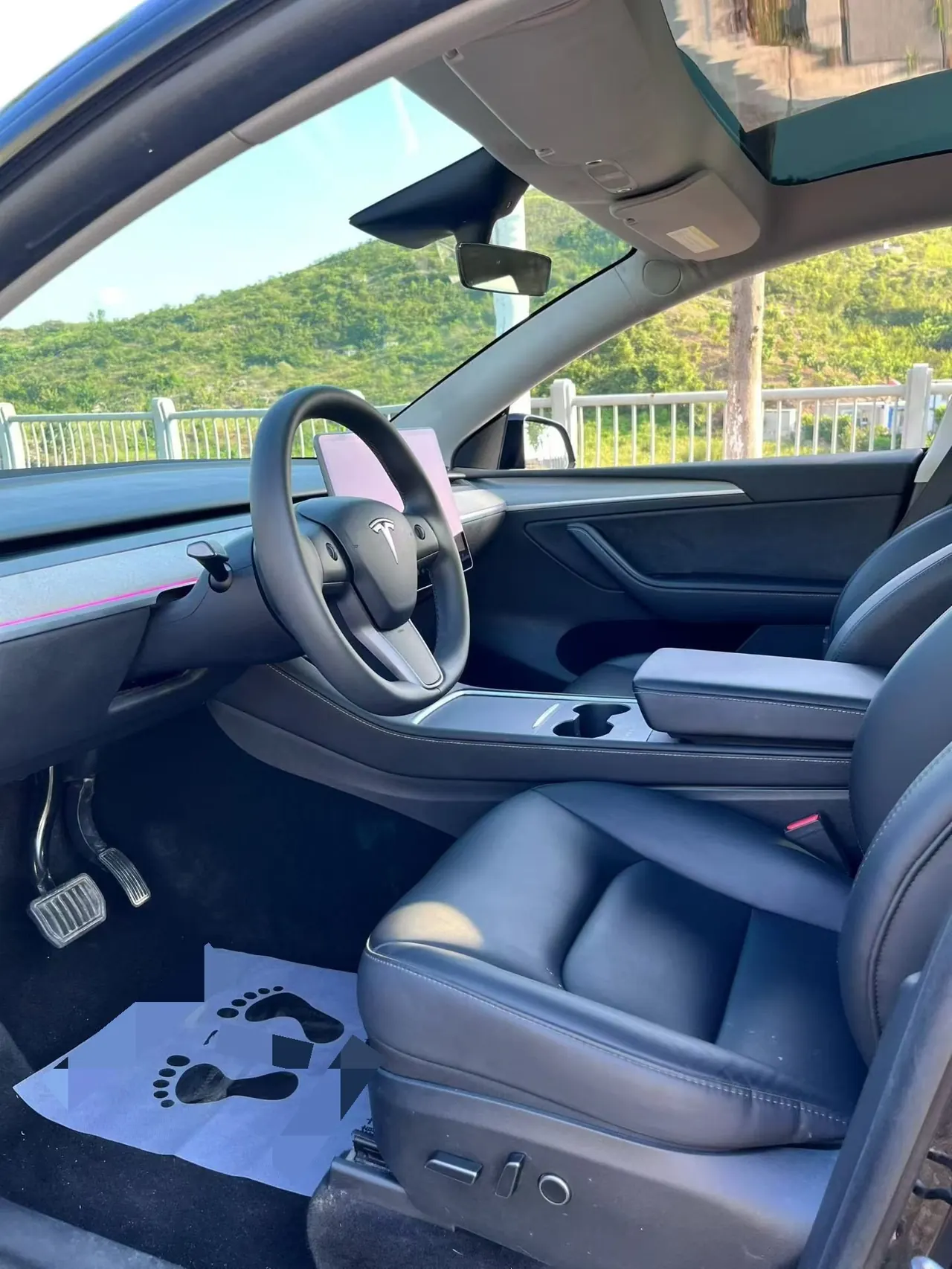 Tesla 2023 Model Y rear-wheel drive version automatic transmission 5