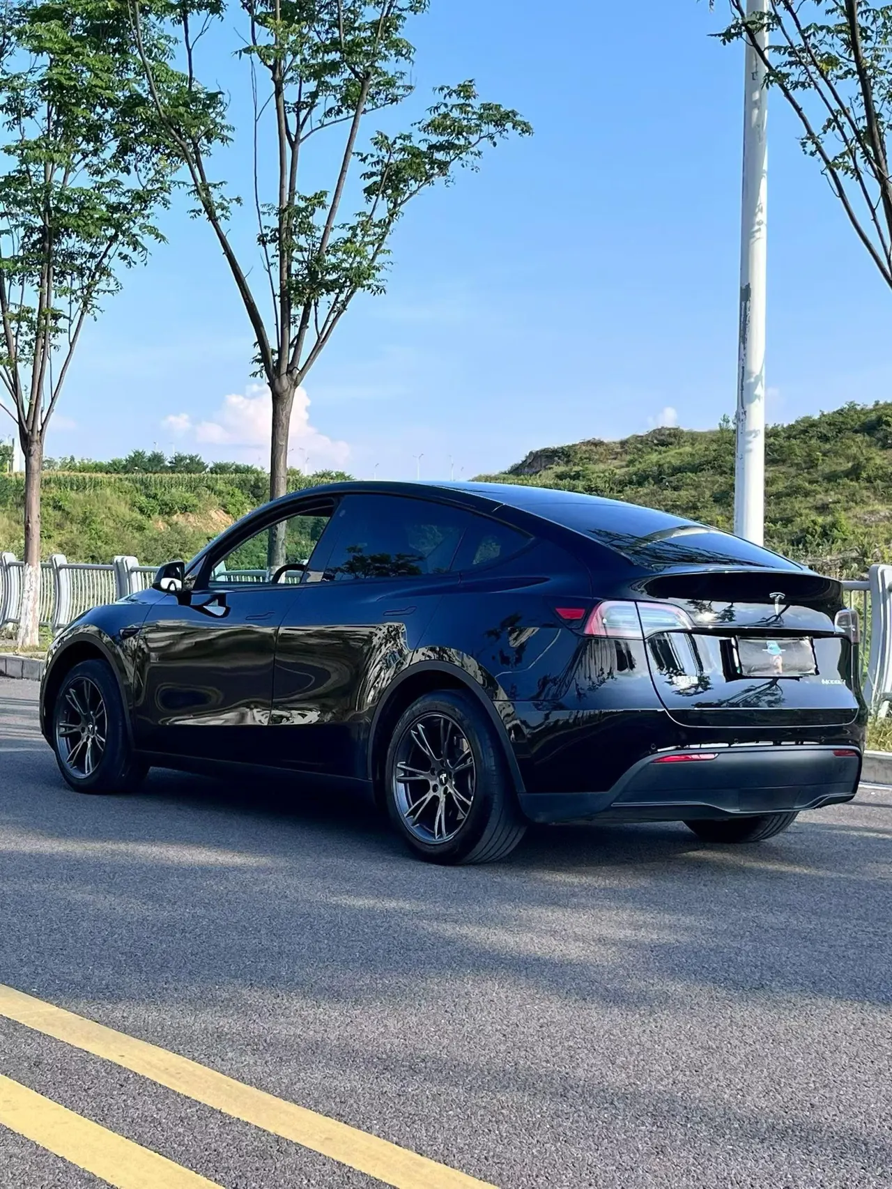Tesla 2023 Model Y rear-wheel drive version automatic transmission 7
