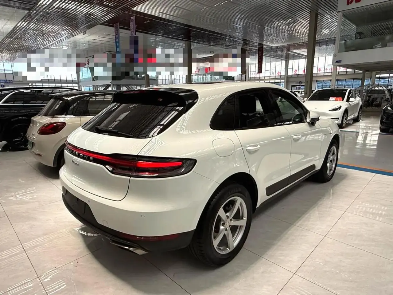 Porsche Macan (Imported) 2020 Macan 2.0T Automatic Gear 5
