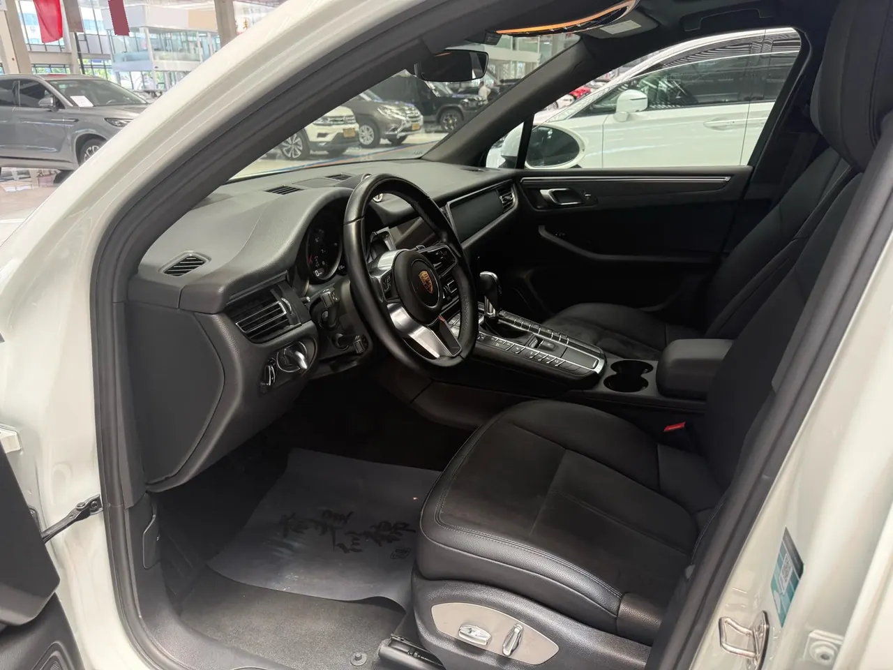 Porsche Macan (Imported) 2020 Macan 2.0T Automatic Gear 9