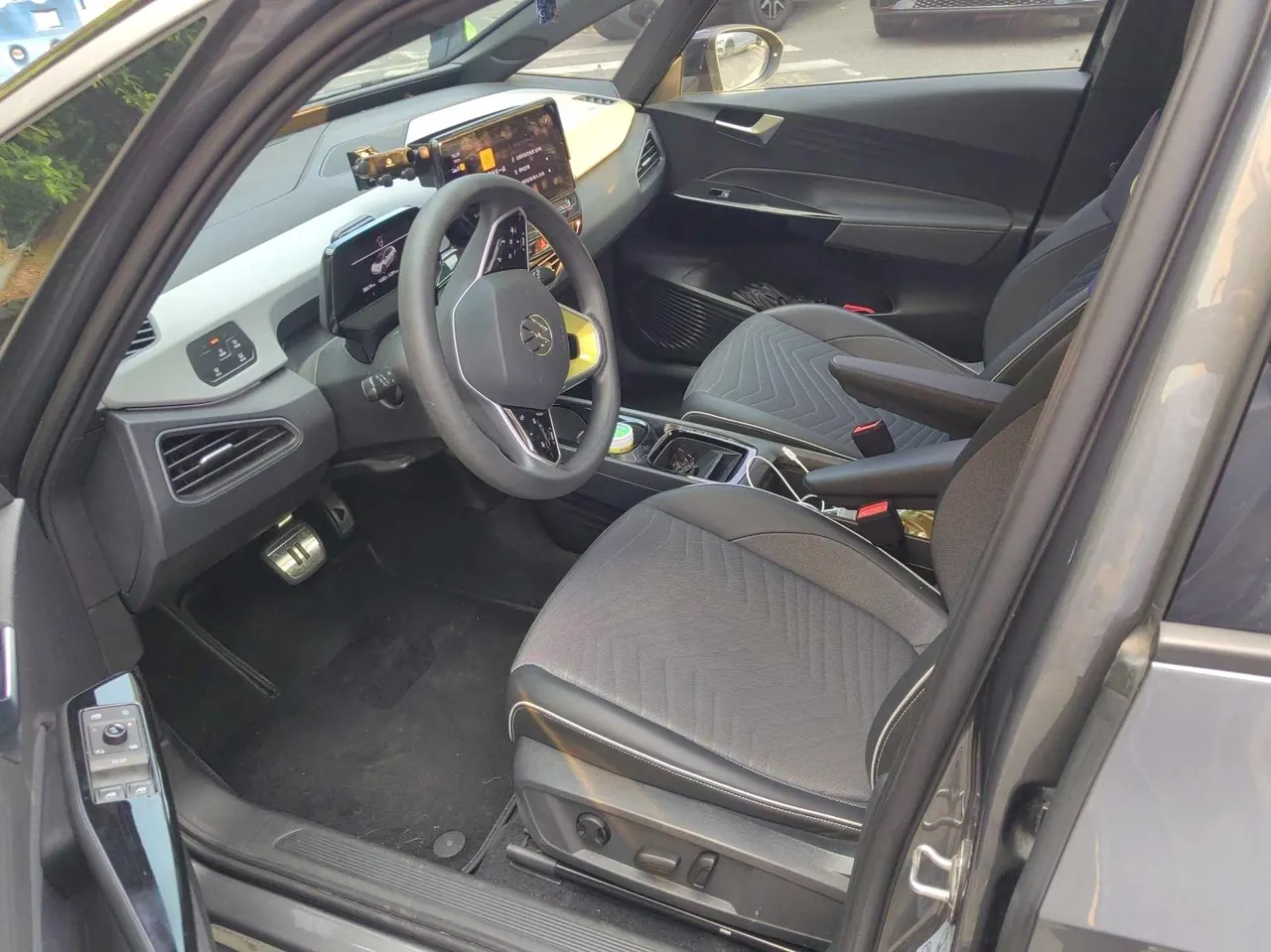 Volkswagen 2023 ID. 3 Pure Smart Edition Automatic Transmission 5