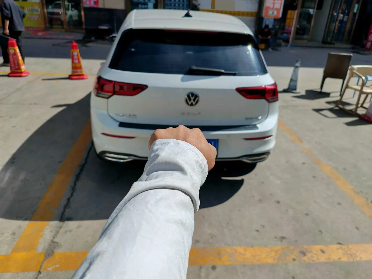 Volkswagen 2021 Golf 8 1.2TSI 200TSI Automatic 4