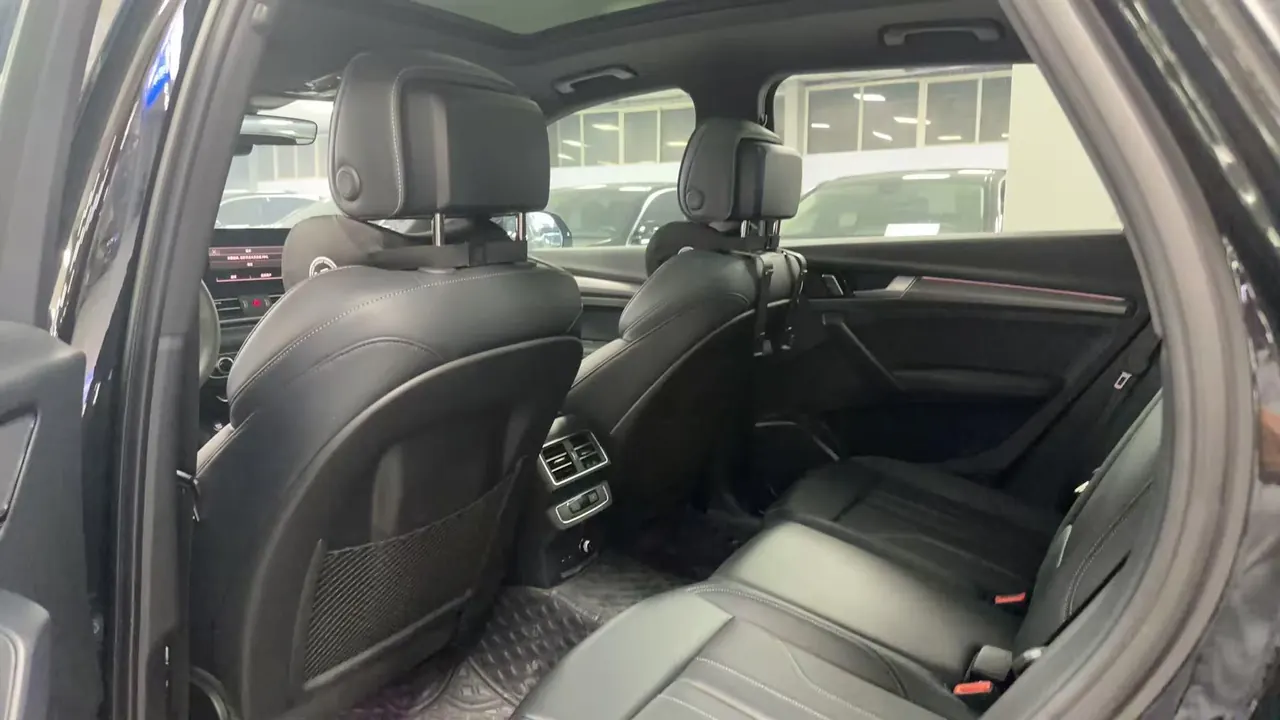 Audi 2024 Q5L 2.0TFSI 40TFSI luxury dynamic automatic 3