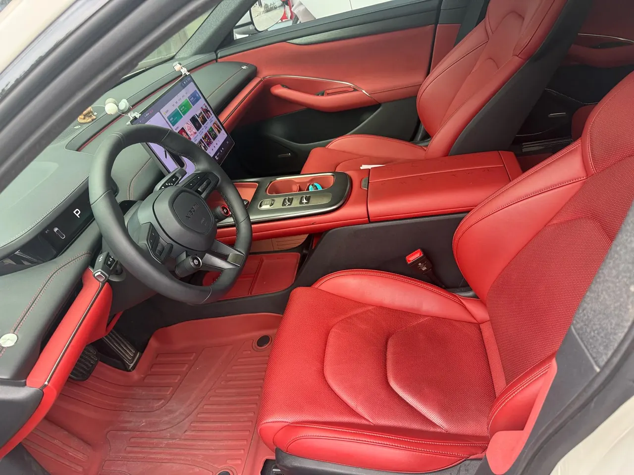 MI 2024 SU 7 830km Rear Drive Ultra Long Endurance High-end Smart Drive Pro Edition Automatic Gear 4