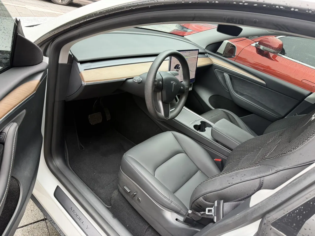 Tesla 2021 Model Y long endurance all-wheel drive version automatic transmission 2