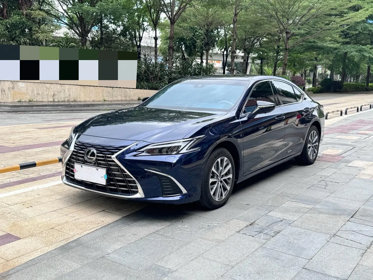 Open image lightbox: Lexus ES (Imported) 2025 ES200 2.0 Stepless Edition Automatic Gear