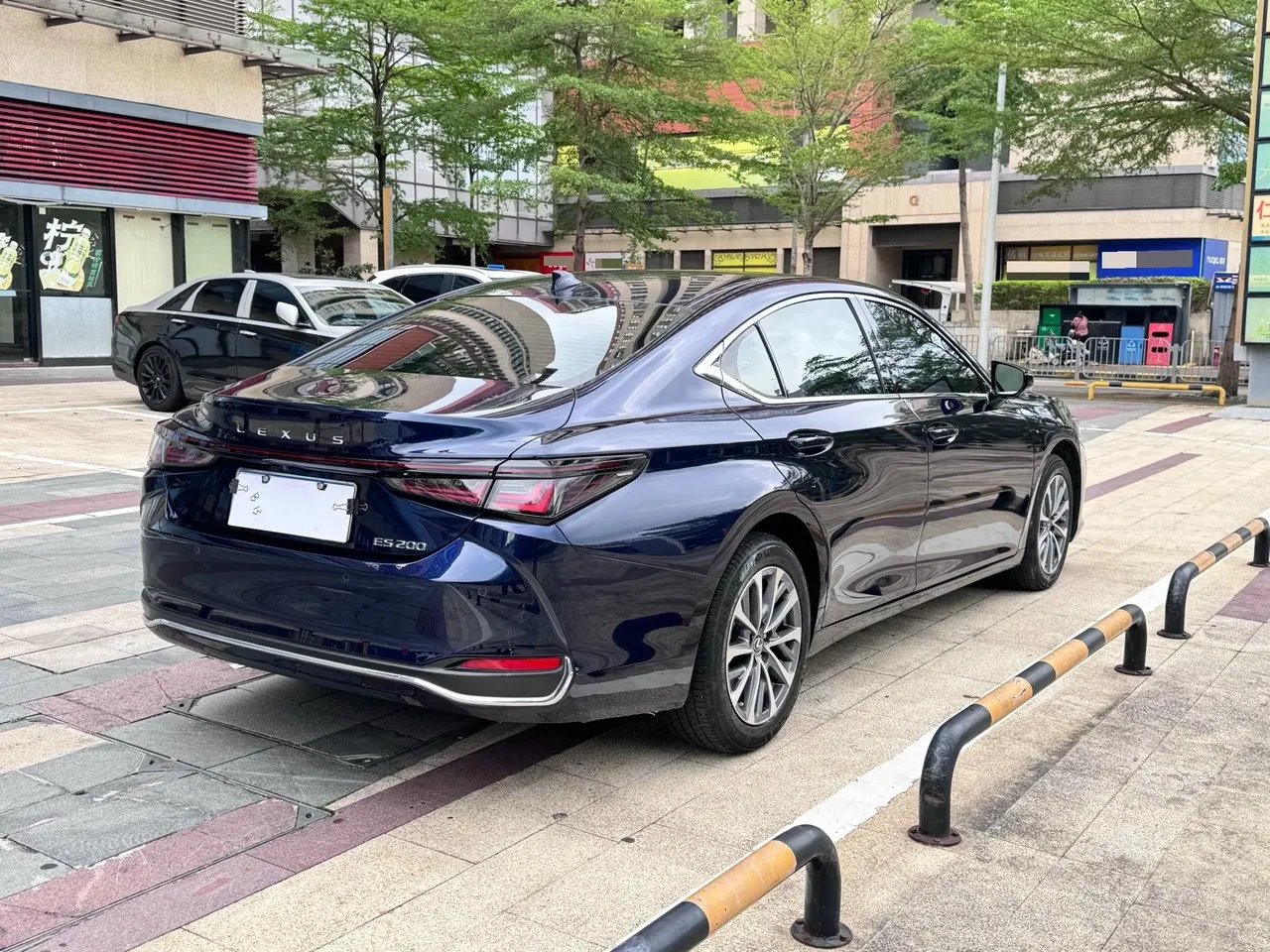 Lexus ES (Imported) 2025 ES200 2.0 Stepless Edition Automatic Gear 14