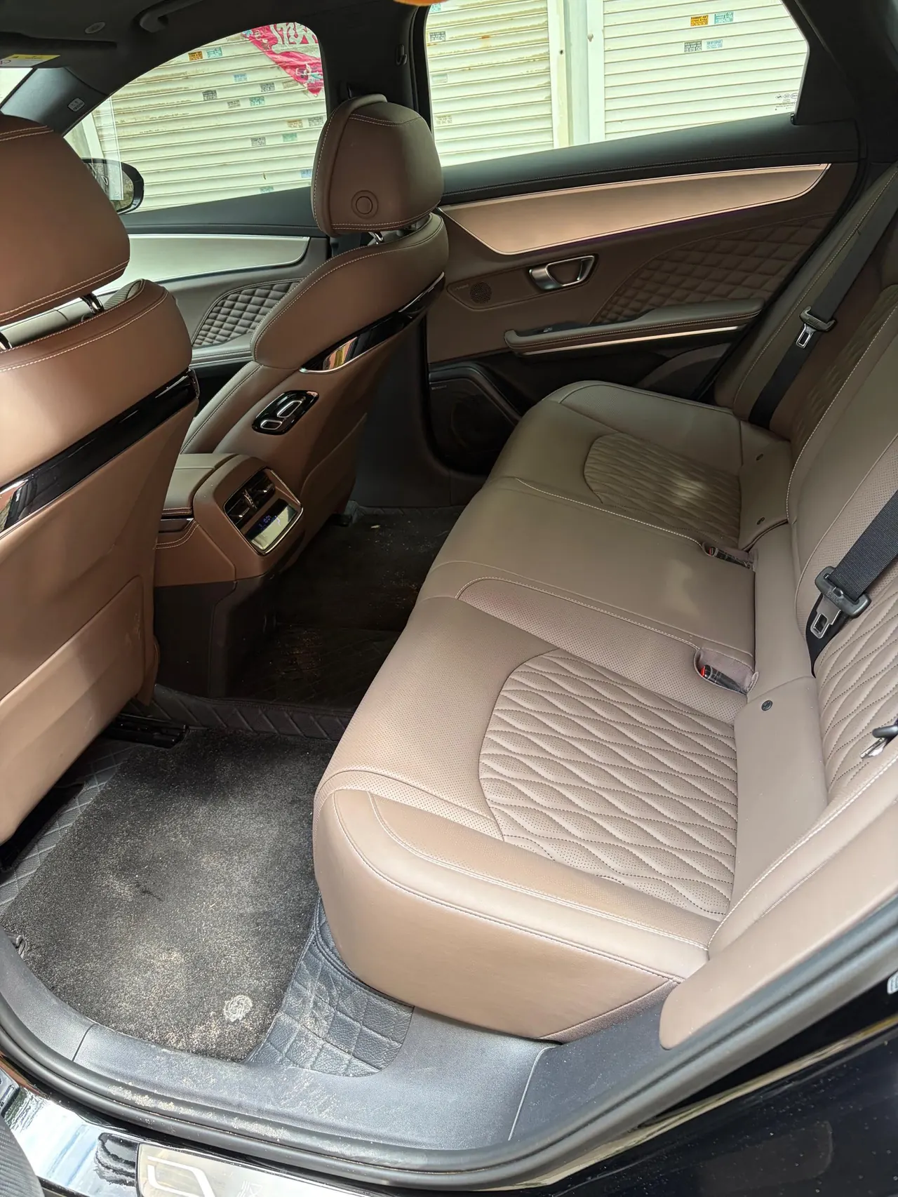 BYD 2024 Han DM-i 1.5T stepless glory version 121KM honorable automatic gear 4