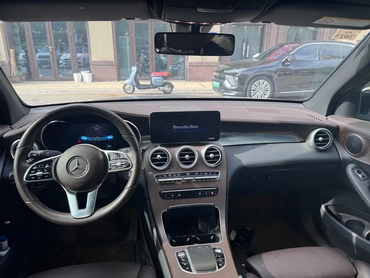 Mercedes Benz 2021 GLC 260 L 4MATIC 2.0T Luxury Automatic 4
