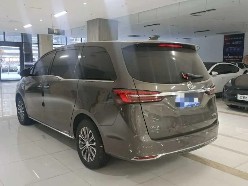 Buick 2023 GL8 Land Business Class 48V 2.0T 652T Luxury Automatic Gear 3