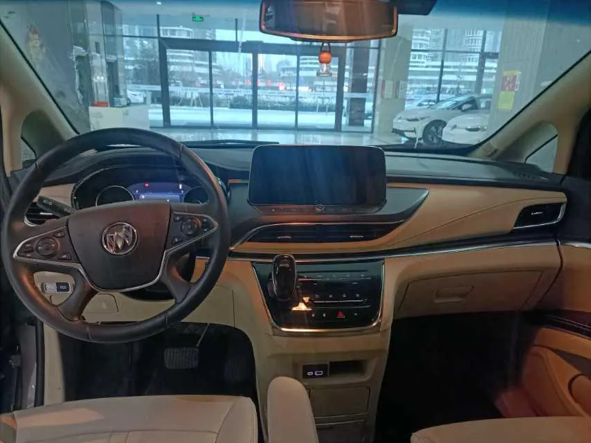 Buick 2023 GL8 Land Business Class 48V 2.0T 652T Luxury Automatic Gear 6