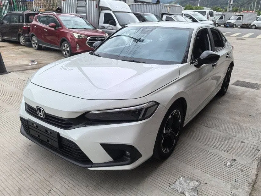 打开图片灯箱:Honda 2023 Civic 1.5T Stepless 240TURBO Dynamic C Special Edition Automatic Gear