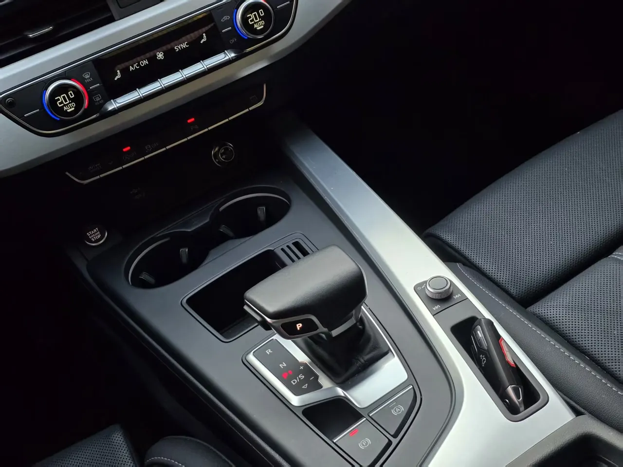 Audi 2024 A4L 2.0TFSI 40TFSI Fashion Dynamic Automatic 13
