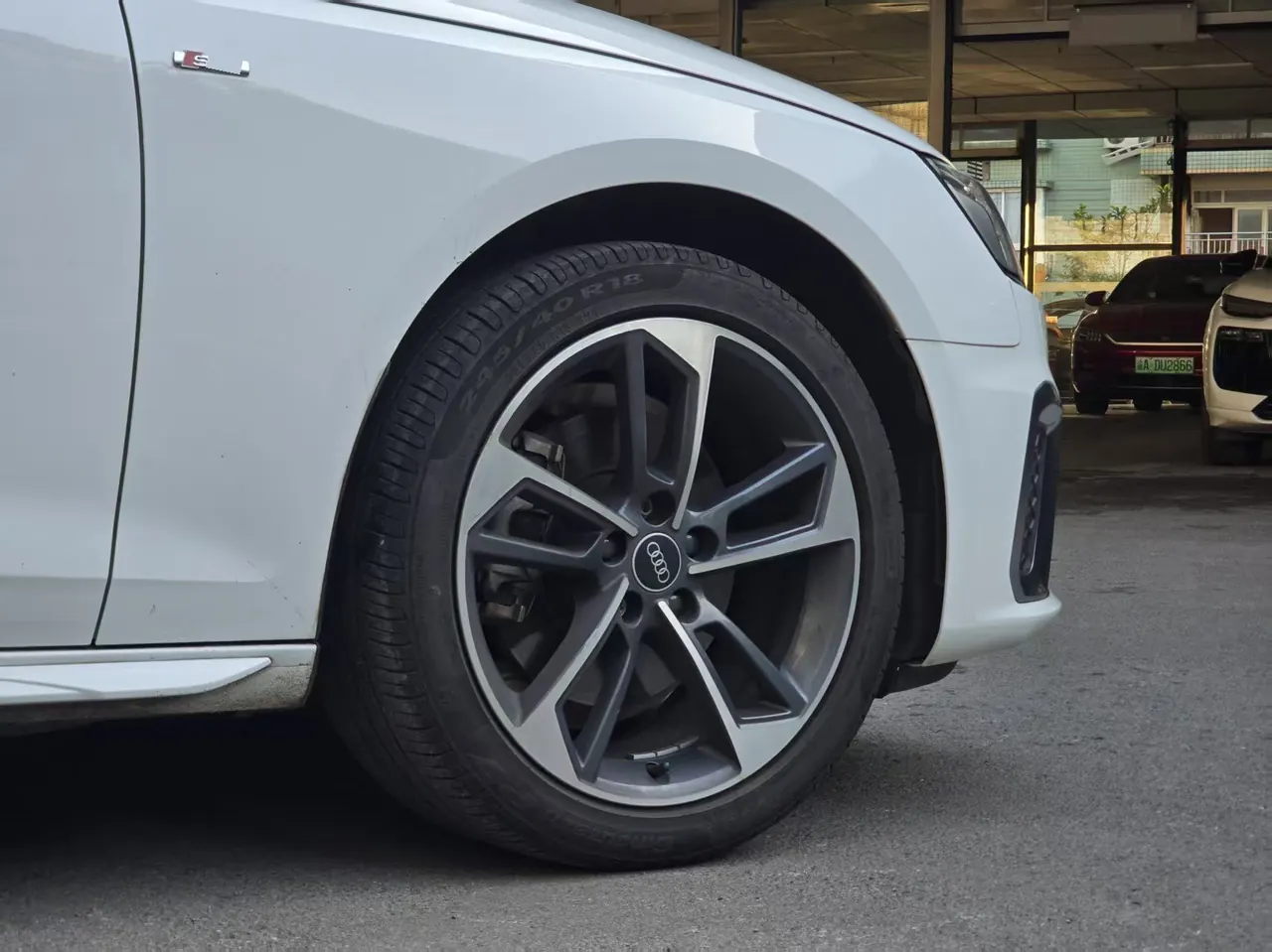 Audi 2024 A4L 2.0TFSI 40TFSI Fashion Dynamic Automatic 6